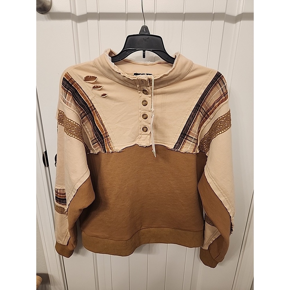 NEW WITH TAGS Miss Me Distressed Pieced Pullover Sweatshirt Size Small